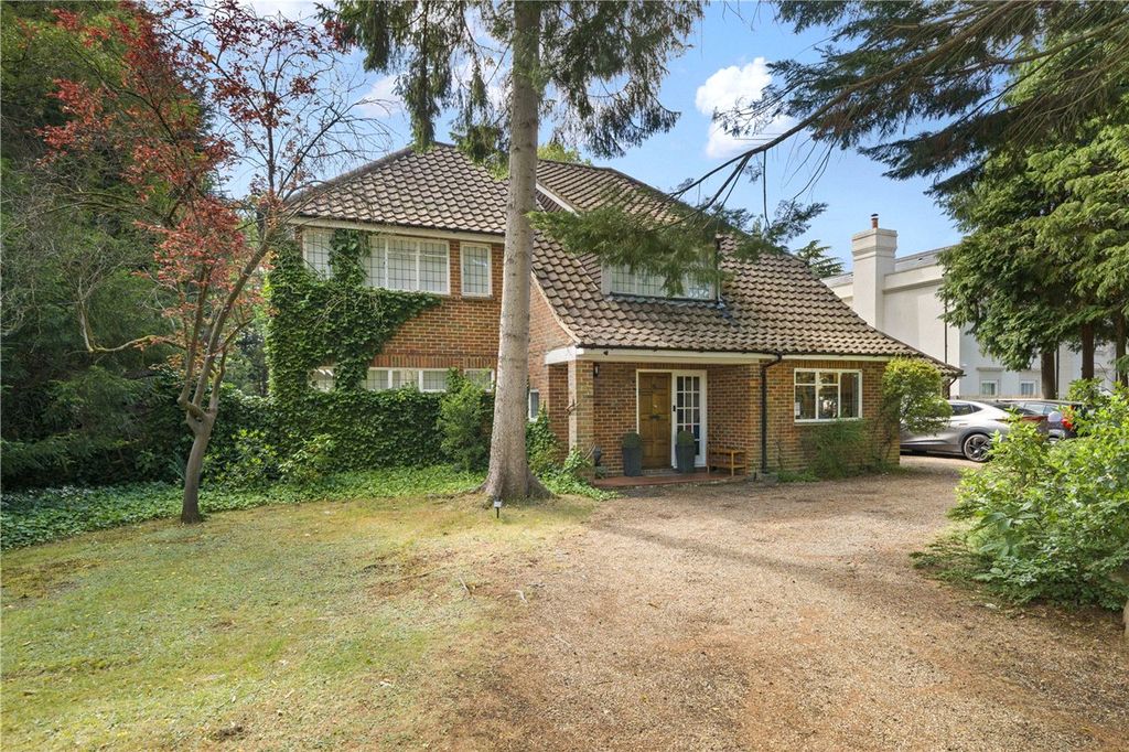 Property photo 2 of 18 Picture No. 27