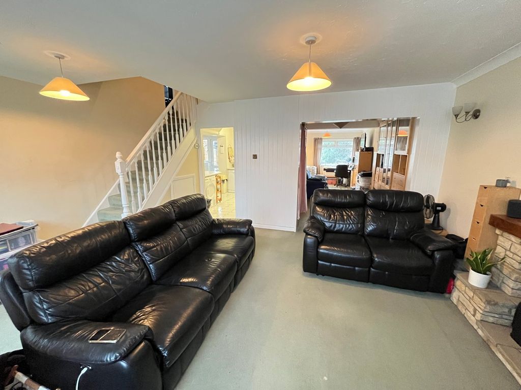 Property photo 3 of 15