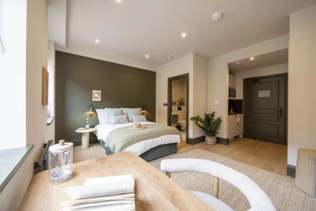 Property photo 1 of 9 Open Plan