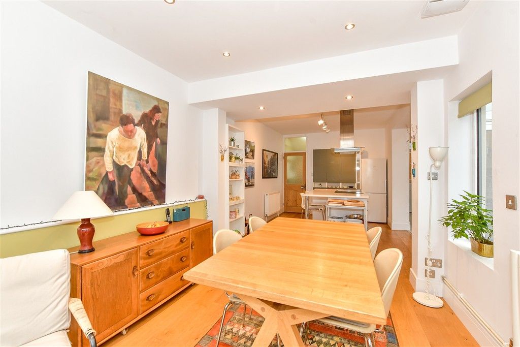 Property photo 3 of 14 Dining Area