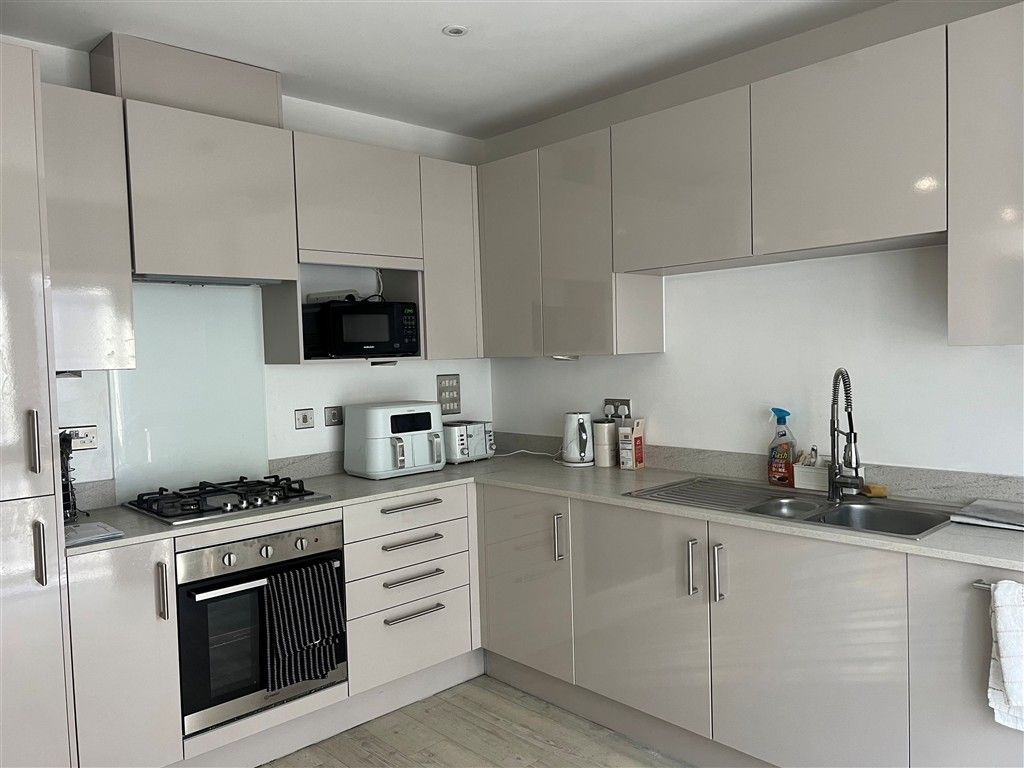 Property photo 1 of 5 Kitchen