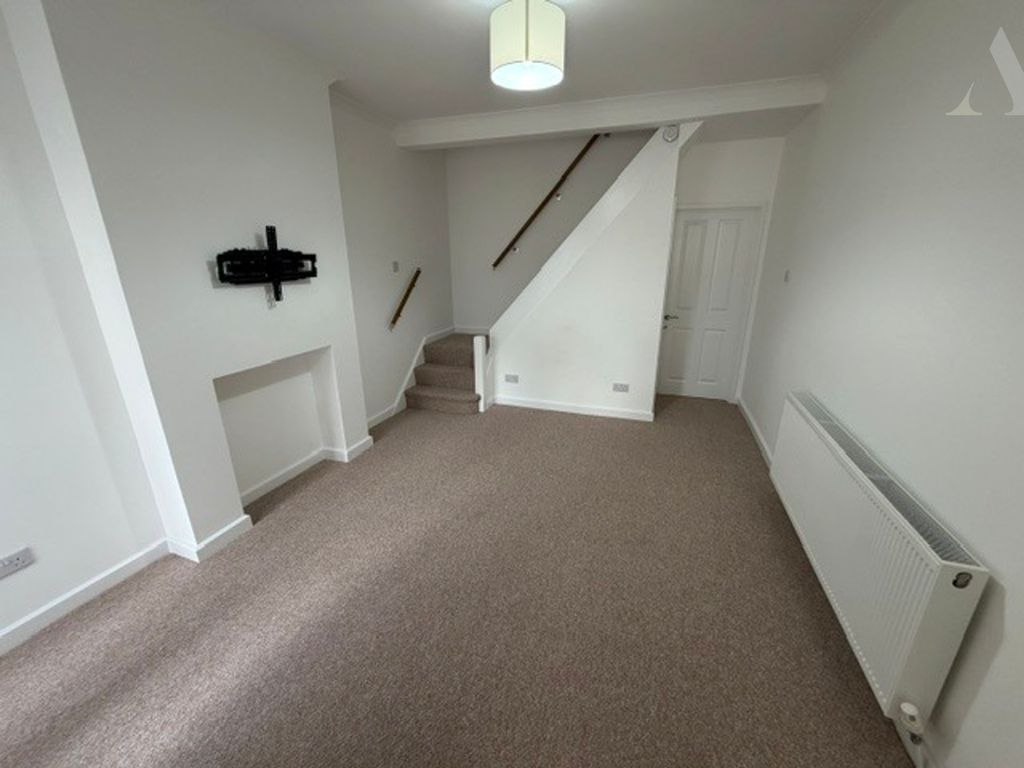 Property photo 3 of 14 43 St Margarets Road Rear Reception Room.Jpeg