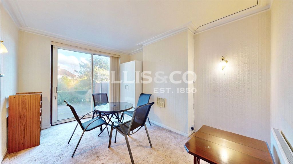 Property photo 3 of 12 Picture No. 15