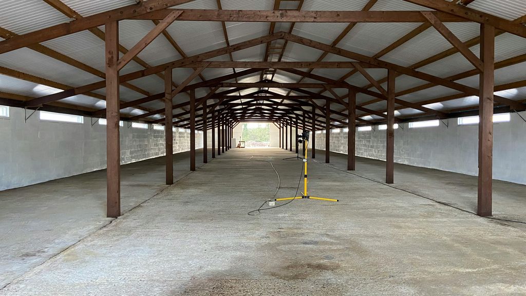 Property photo 2 of 8 Img_8239.Jpg