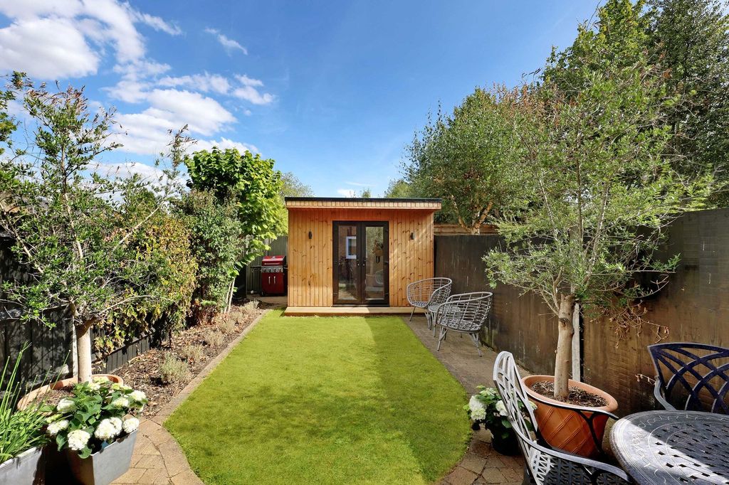 Property photo 3 of 14 Picture No. 04