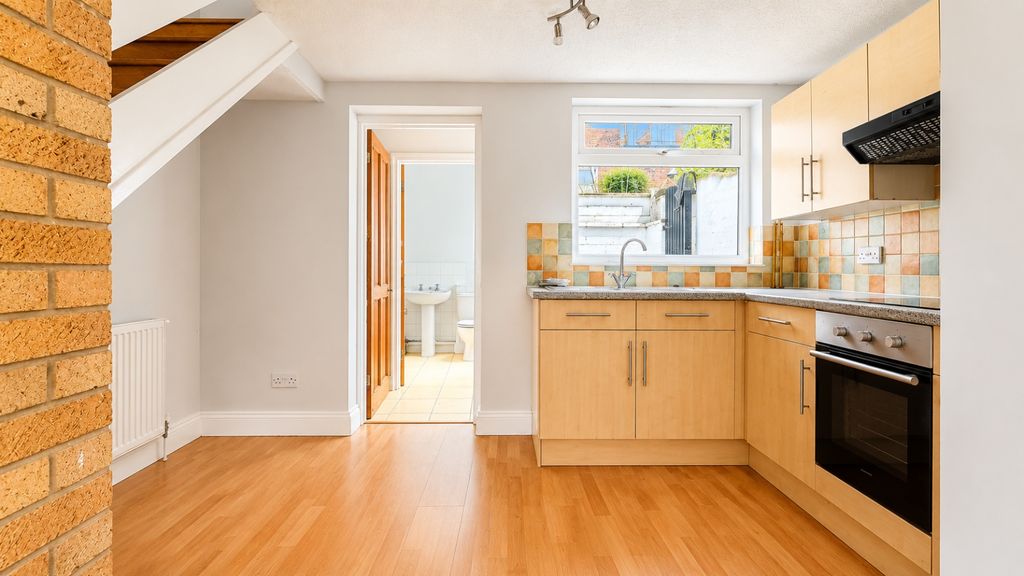 Property photo 3 of 10 Picture No. 01