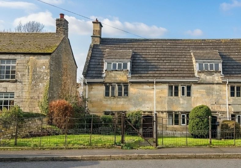 Property photo 1 of 9