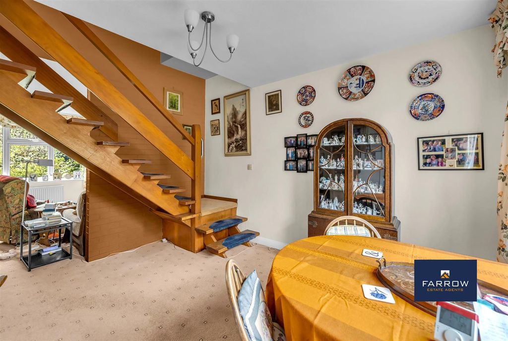 Property photo 3 of 40 Dining Area