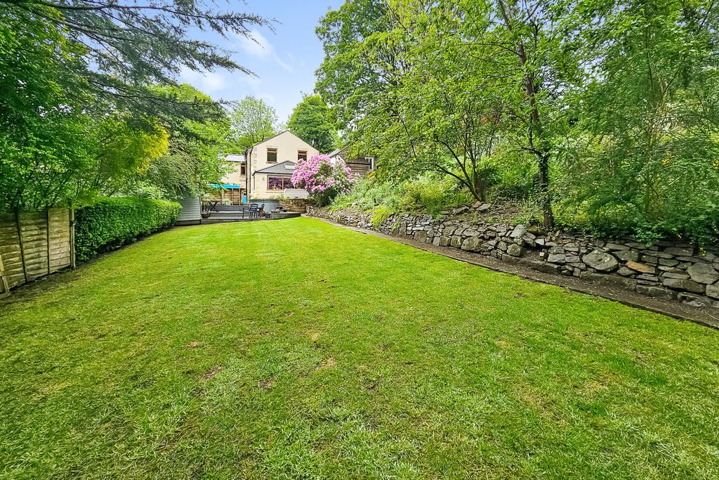Property photo 1 of 27