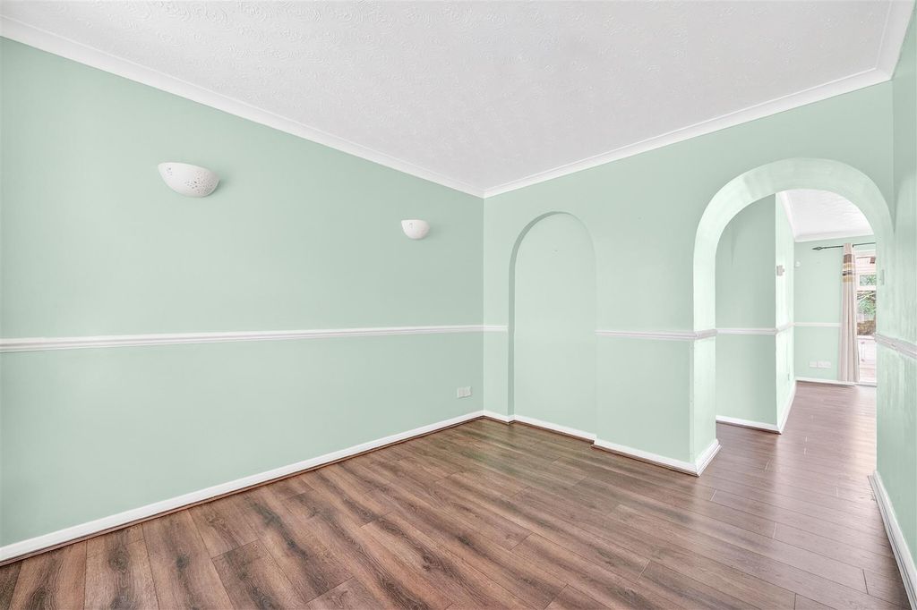 Property photo 3 of 21 03.Jpg