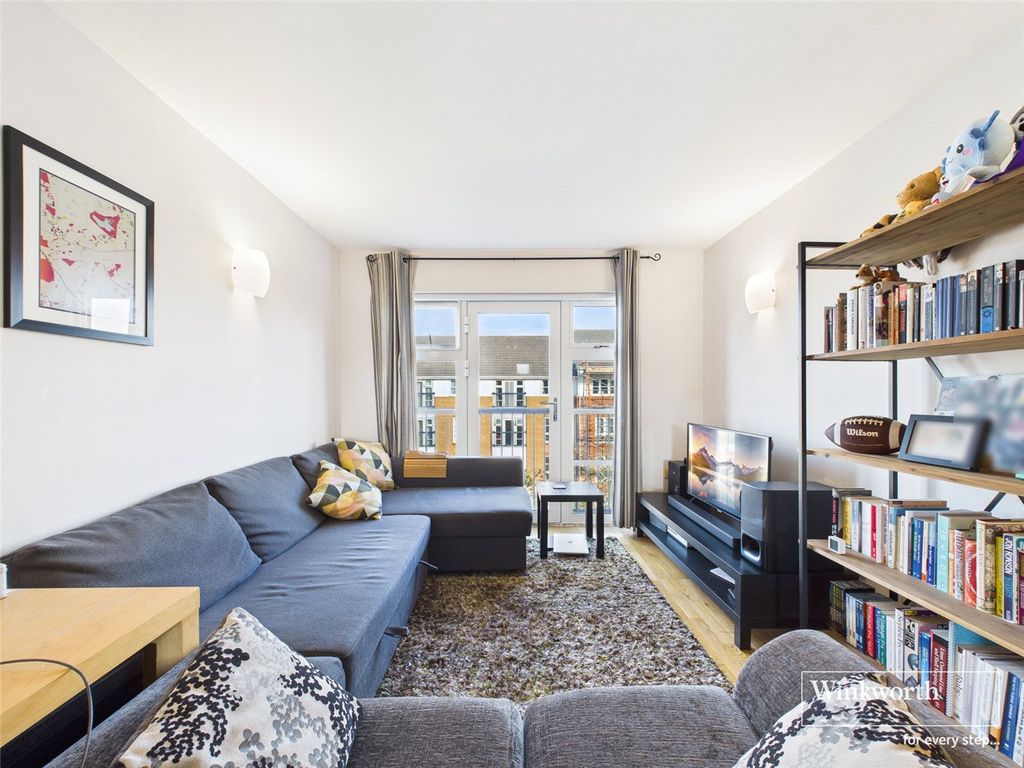 Property photo 2 of 16 Picture No. 14