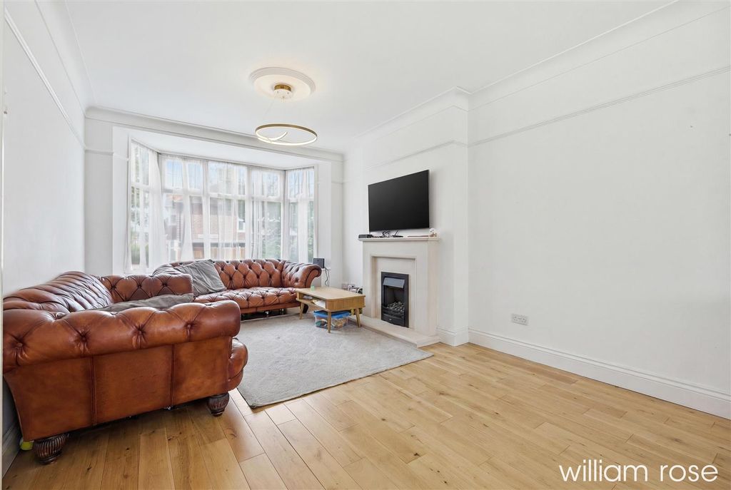 Property photo 2 of 23 13_Img_3191.Jpg