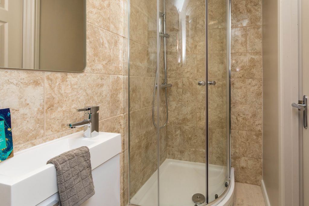 Property photo 2 of 5