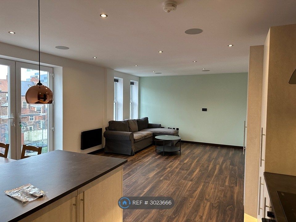 Property photo 2 of 19