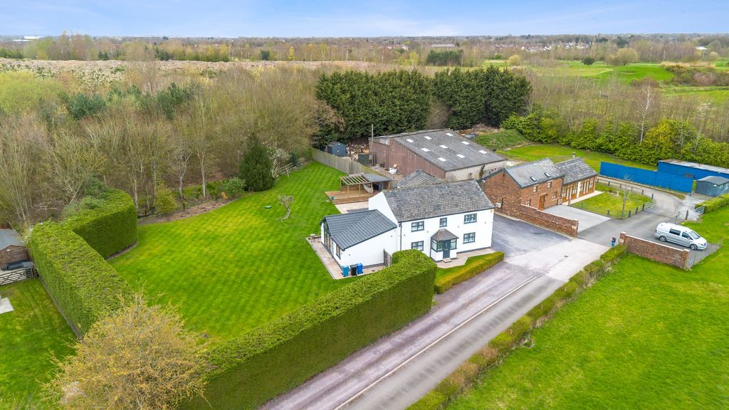 Property photo 1 of 36