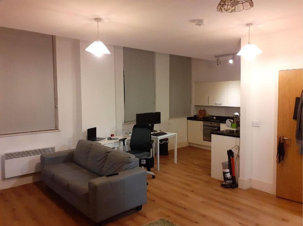 Property photo 1 of 6