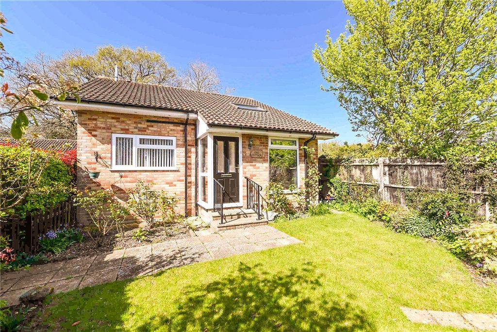 Property photo 2 of 21 Picture No. 05