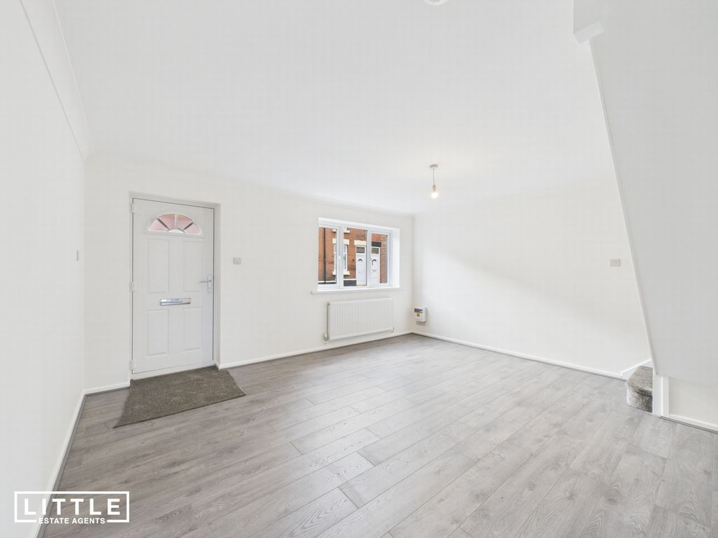 Property photo 2 of 14 Photo 1