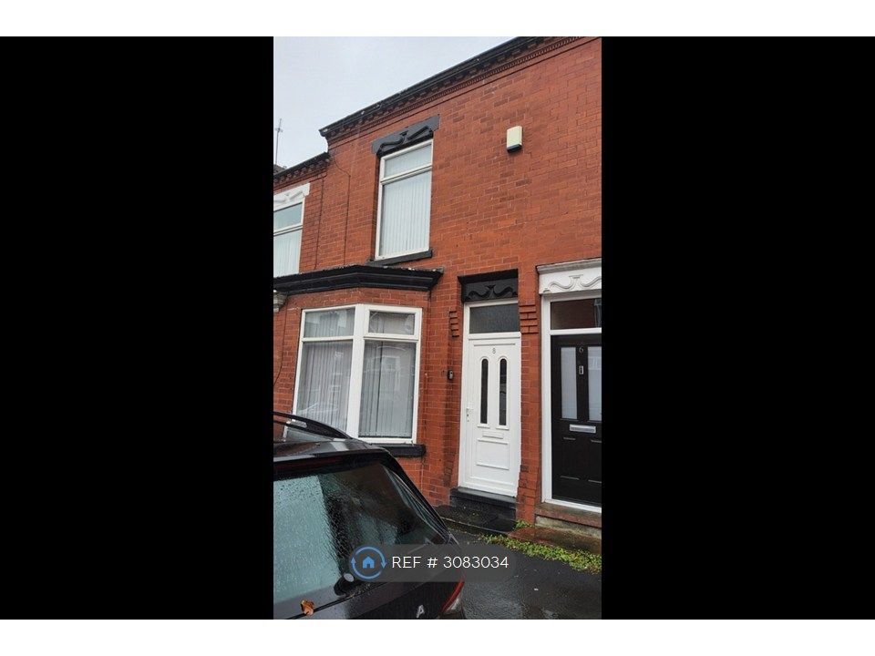 Property photo 2 of 13