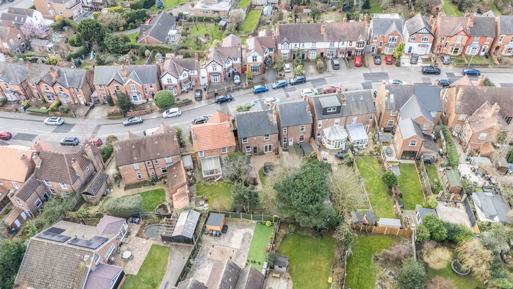 Property photo 3 of 39