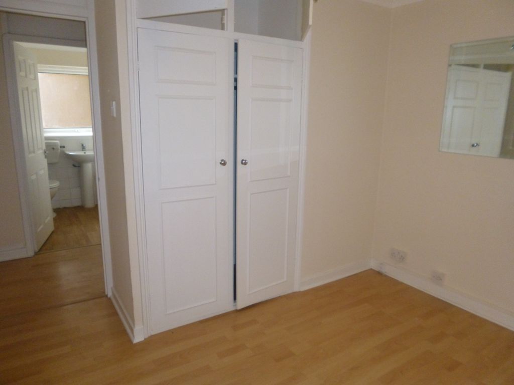 Property photo 2 of 6 Gallery