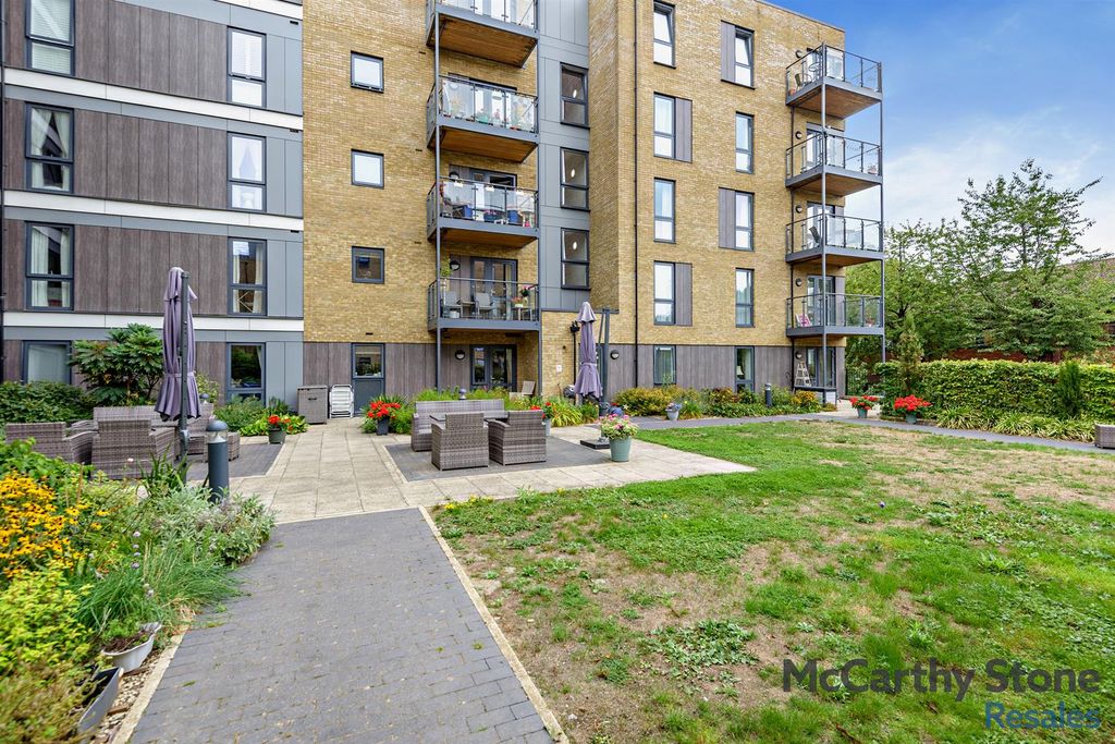 Additional image 18 of 2 bed flat for saleEdward House, Peggs Lane, Gascoyne Way, Hertford SG13