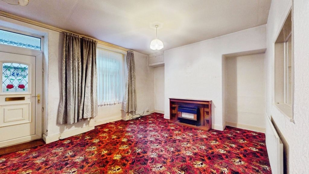 Property photo 2 of 14 Pbox-Img.Jpg