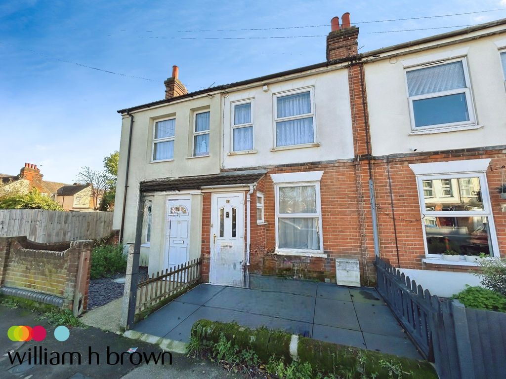 Property photo 1 of 12 Front