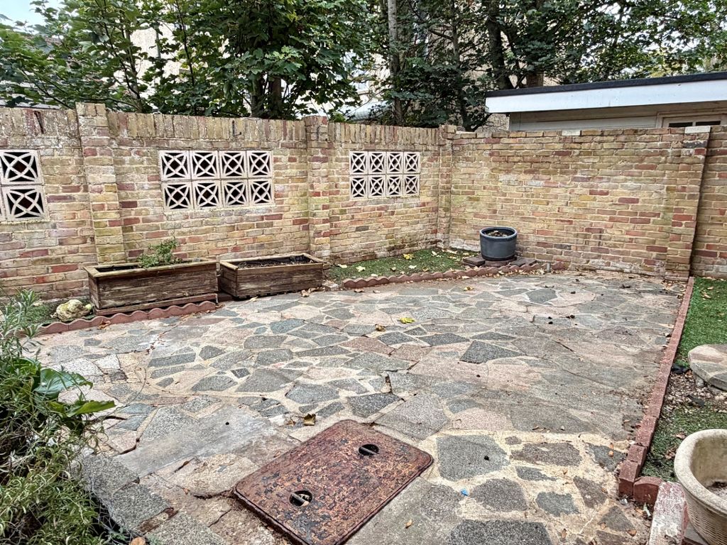 Property photo 2 of 7 4500151