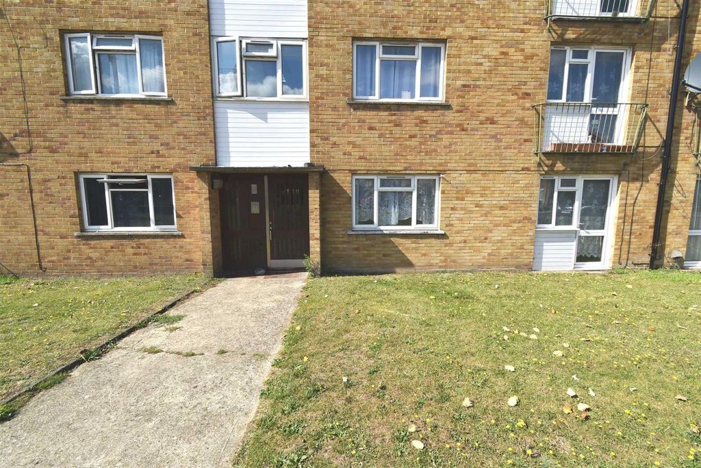 Property photo 1 of 6