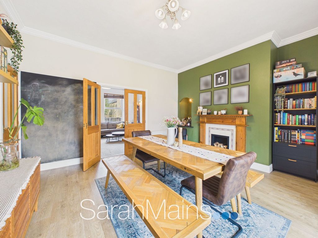 Property photo 3 of 14 Dining Room