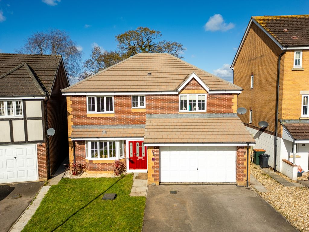 Property photo 1 of 39 Blacktown Gardens-1