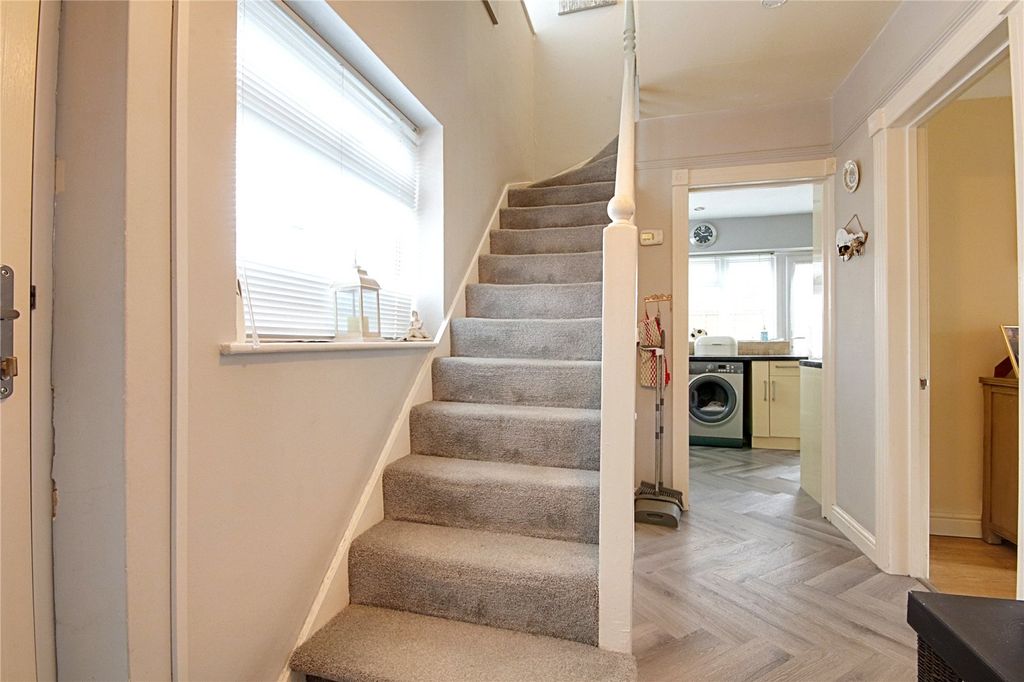 Property photo 3 of 22 Picture No. 10