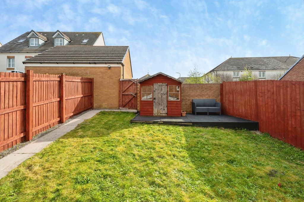 Property photo 3 of 21 Pbox-Img.Jpg