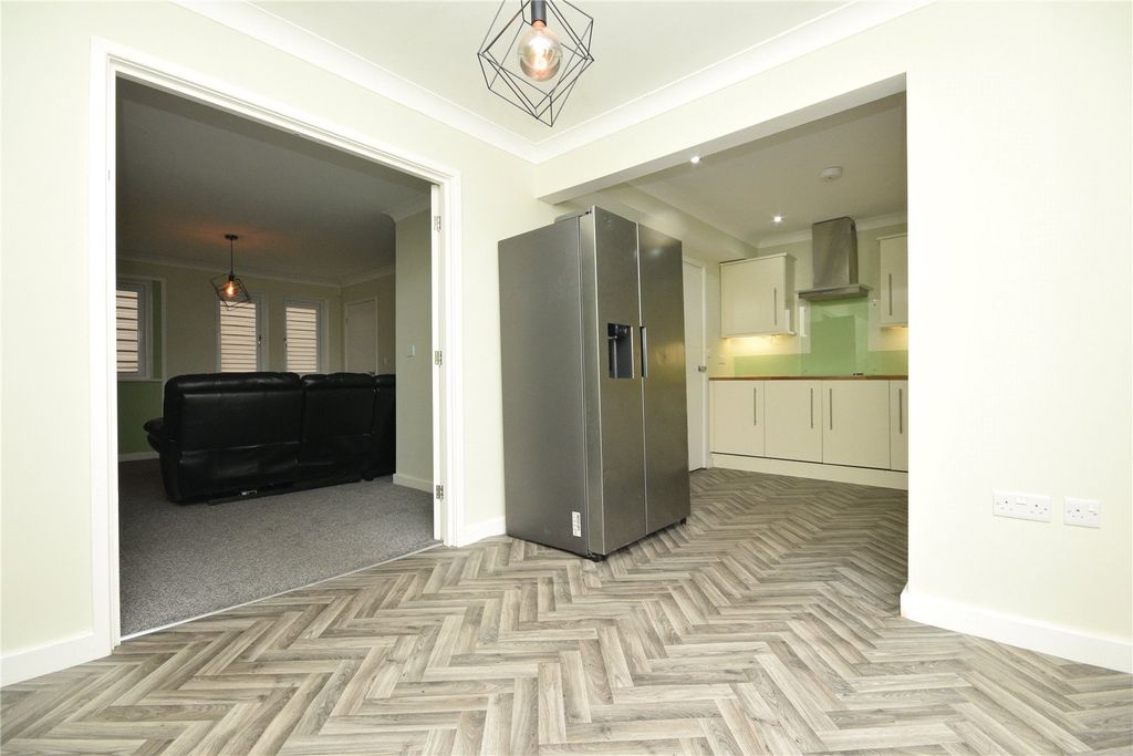 Property photo 3 of 13 Picture No. 09
