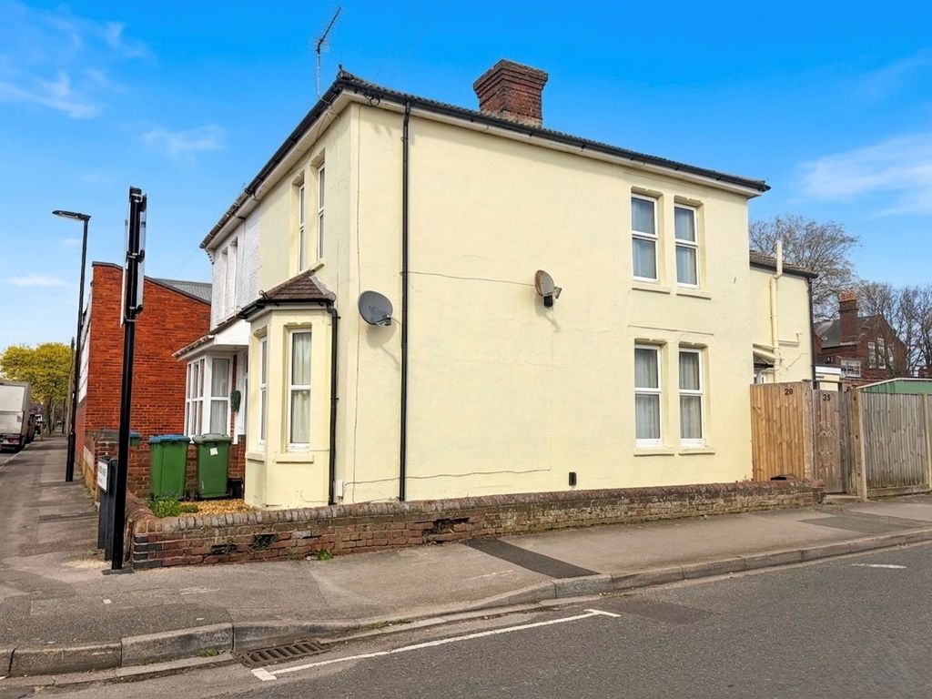 Property photo 1 of 9 Front