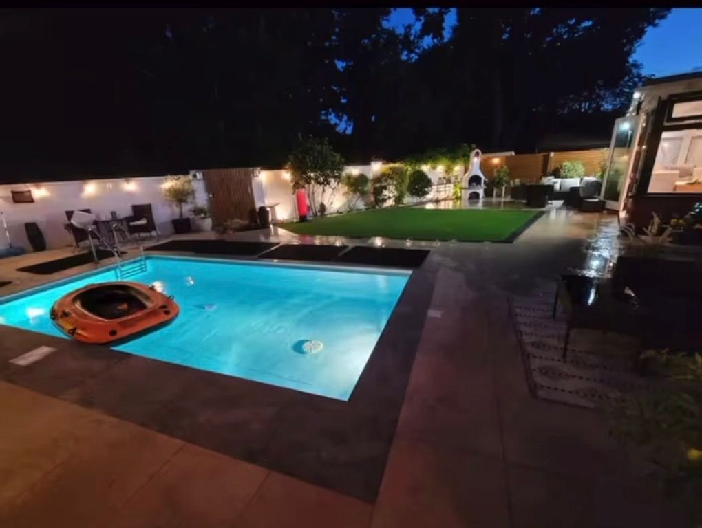 Property photo 3 of 22