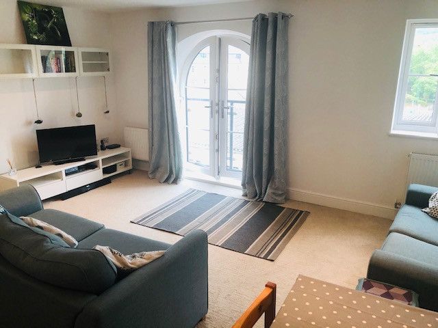 Property photo 2 of 11