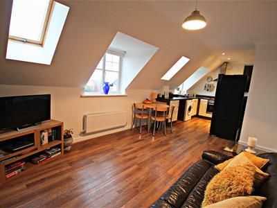 Property photo 3 of 8
