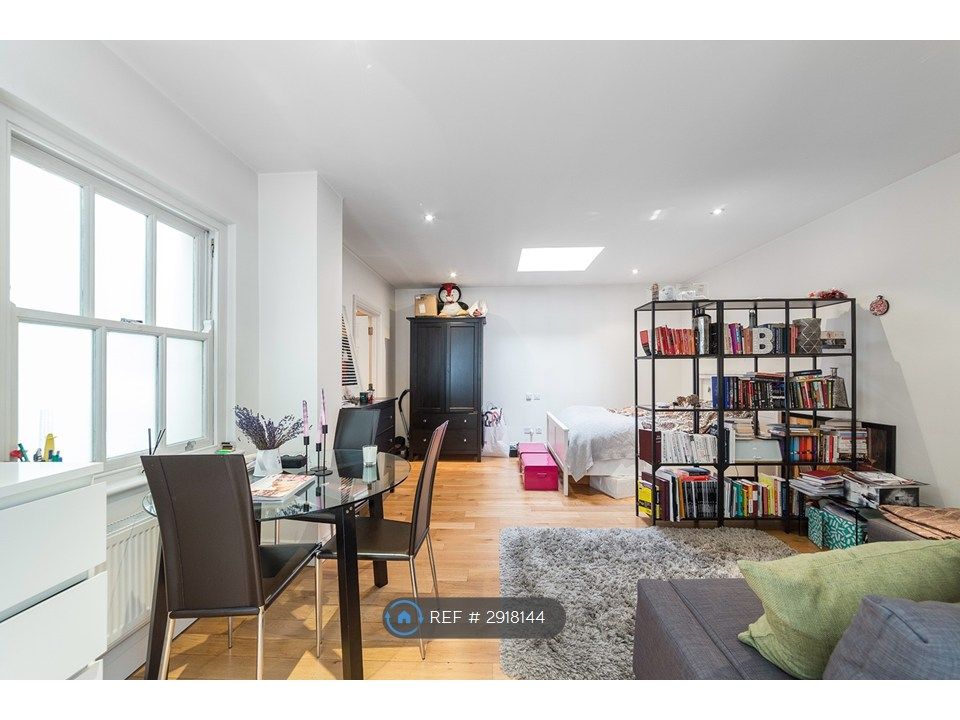 Property photo 2 of 7