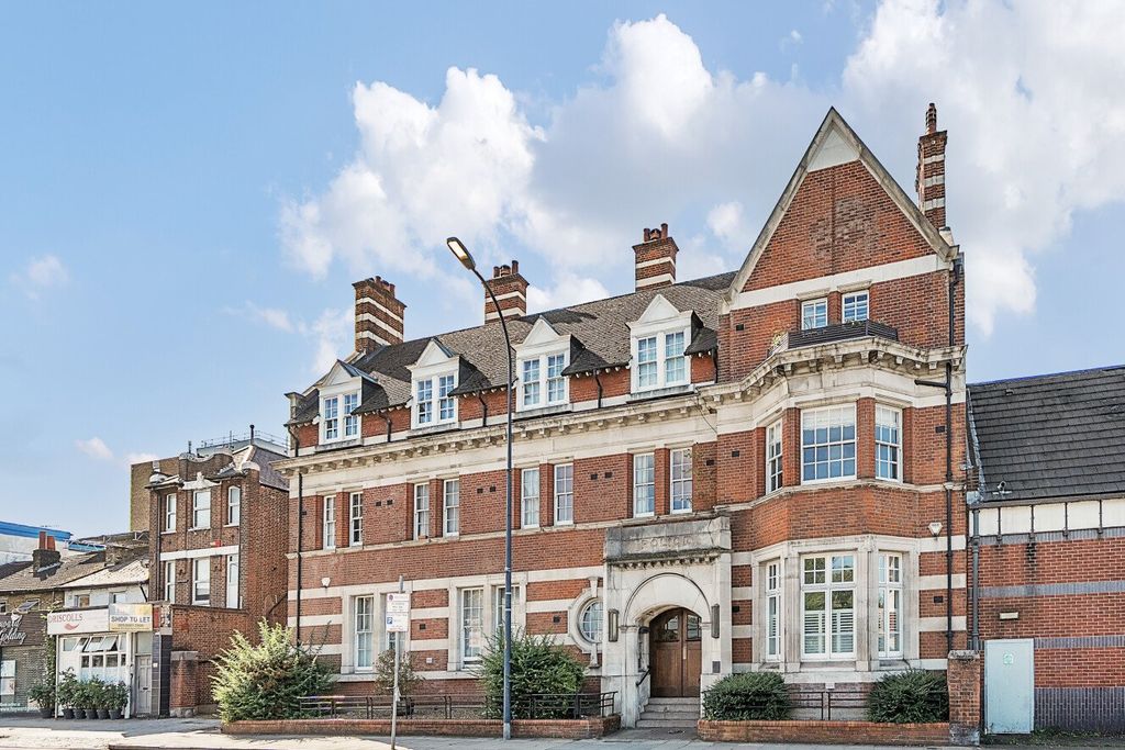 Property photo 1 of 17 Picture No. 10