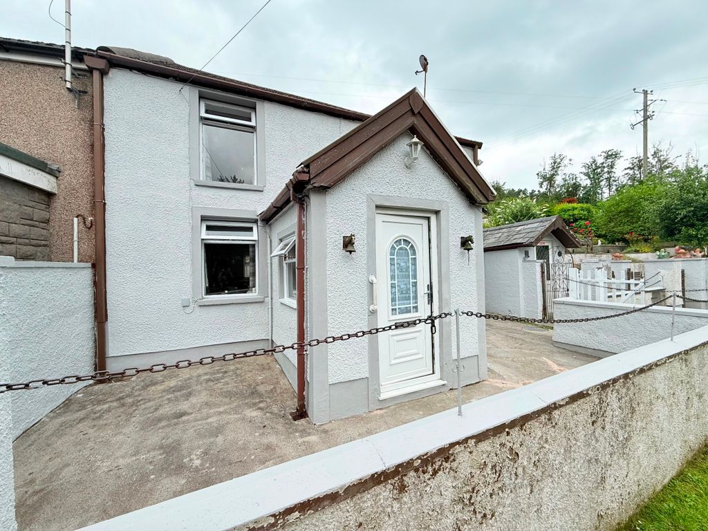 Property photo 1 of 49