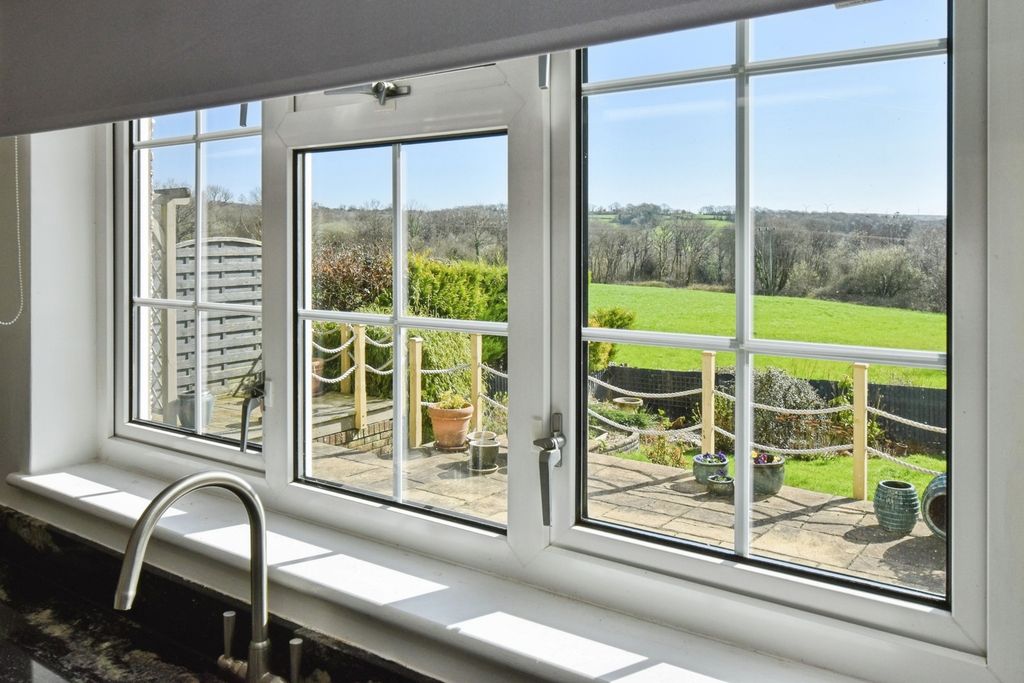 Property photo 2 of 22 Pbox-Img.Jpg