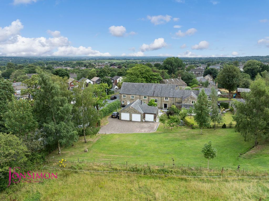Property photo 3 of 63