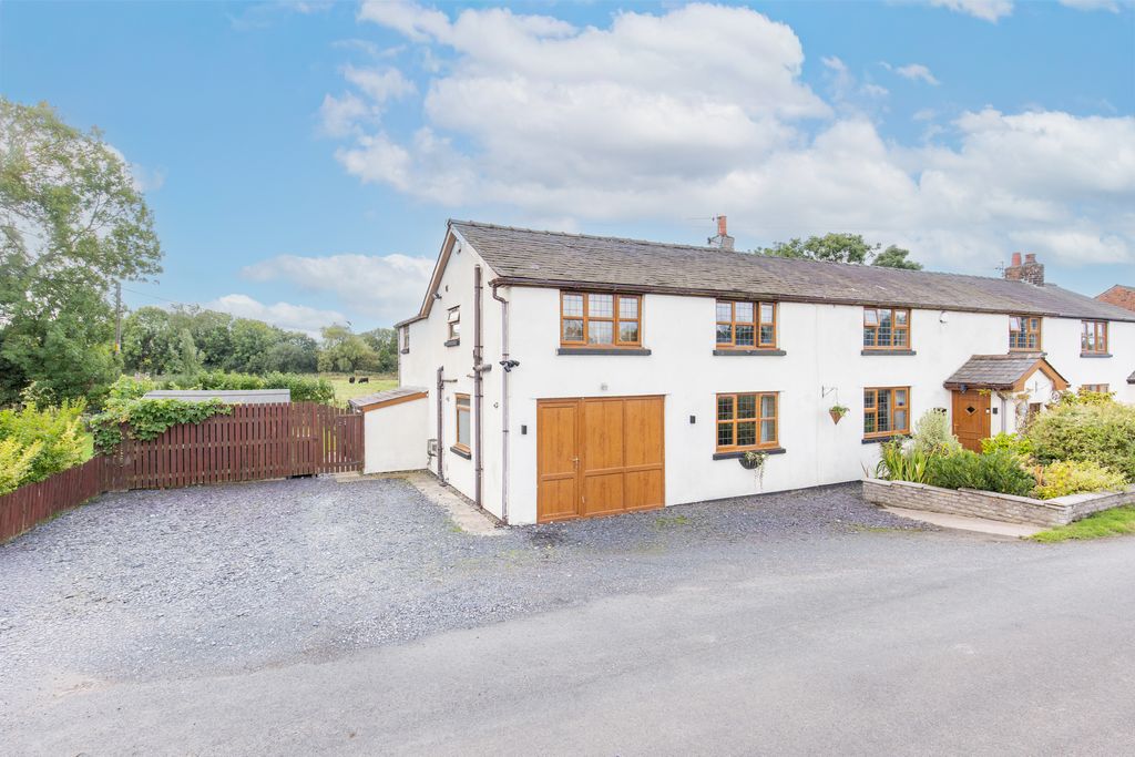 Property photo 1 of 31