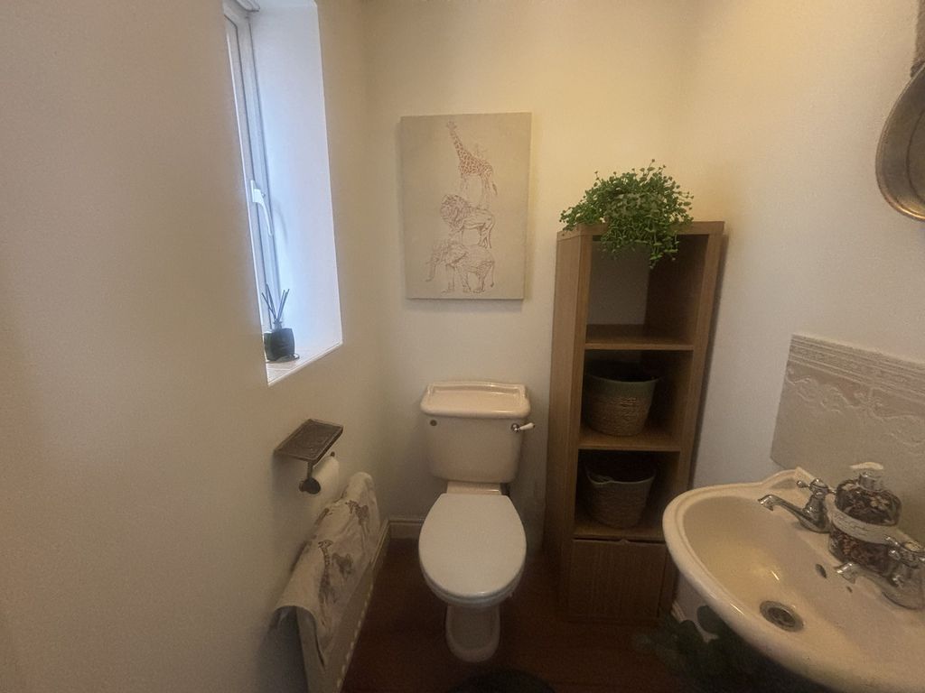Property photo 3 of 9 Not Specified