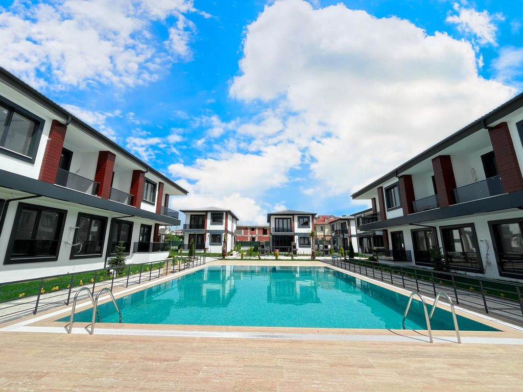 Property photo 2 of 25 Newly Built Sea View Istanbul Property For Sale - /Enticing Shared Pool