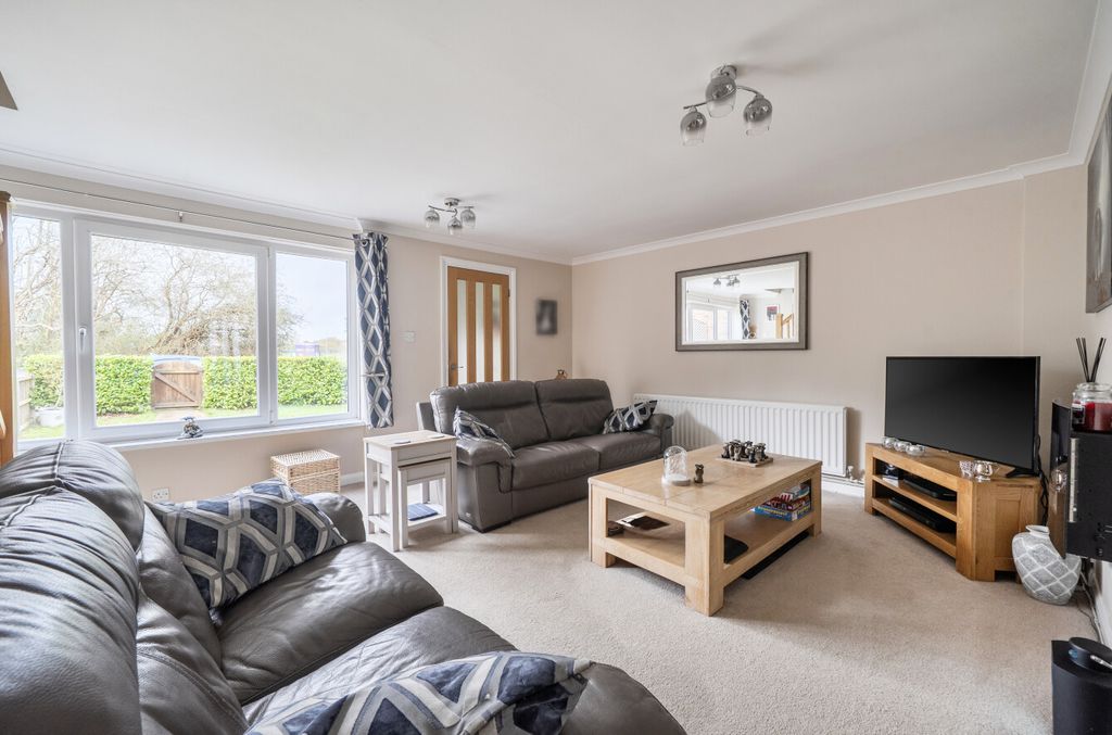 Property photo 2 of 25 1417387-13-699c27...