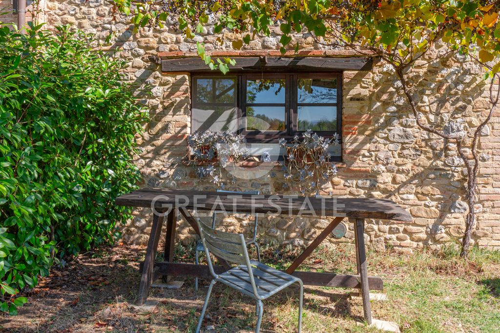 Property photo 2 of 72