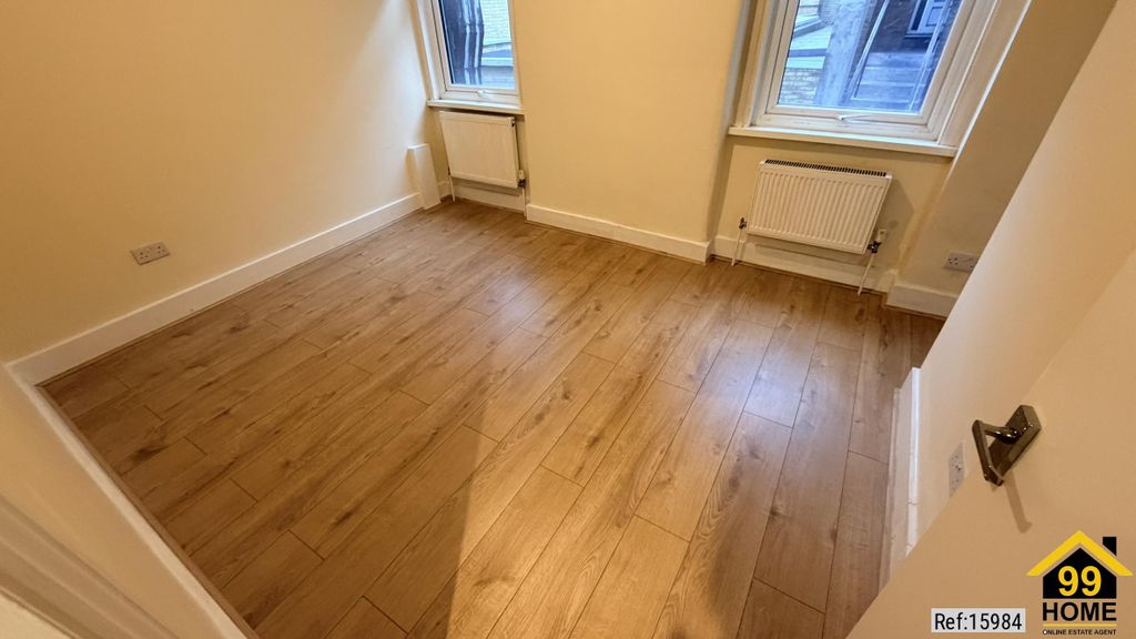 Property photo 3 of 8 Photo 2